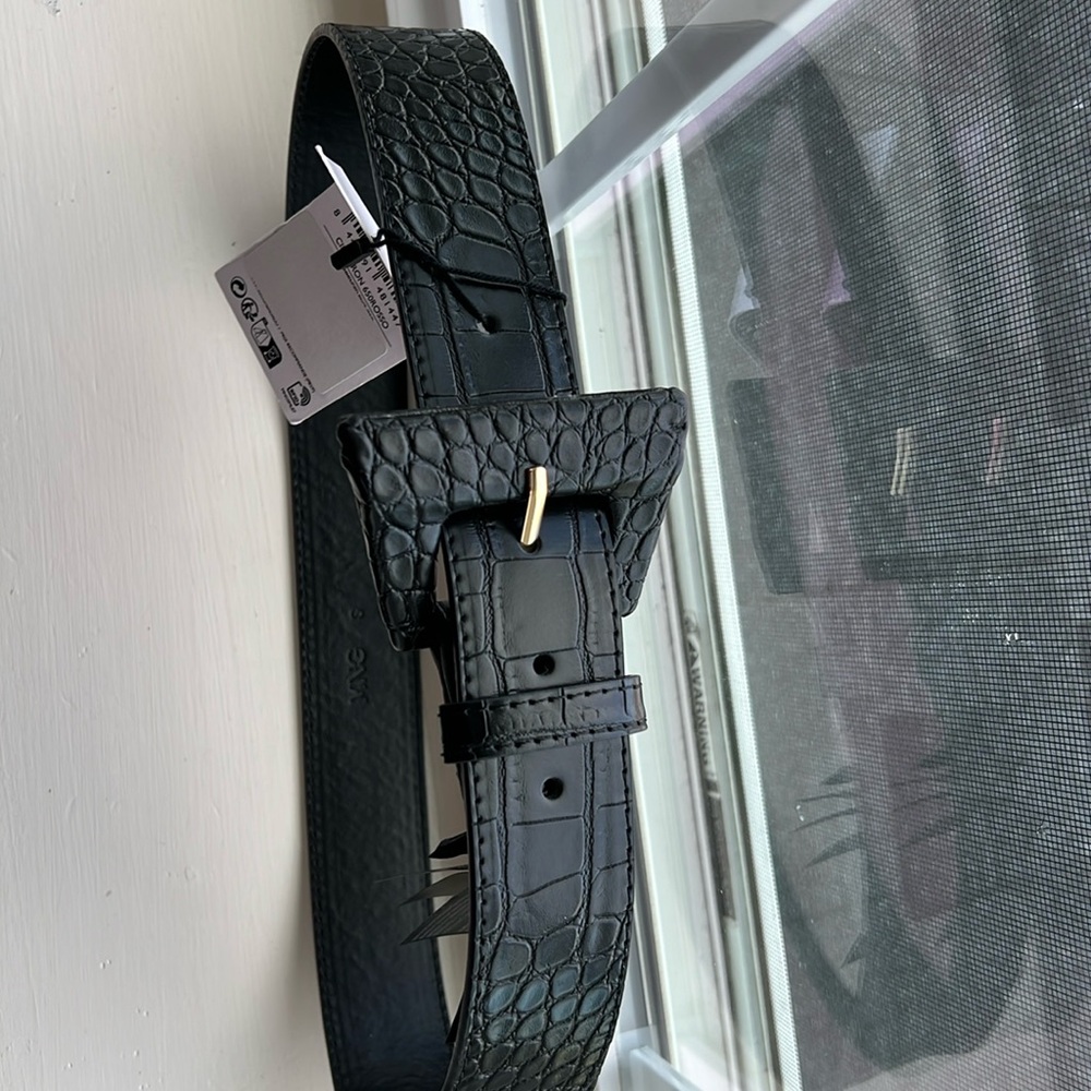 2.9 inch wide buckle belt